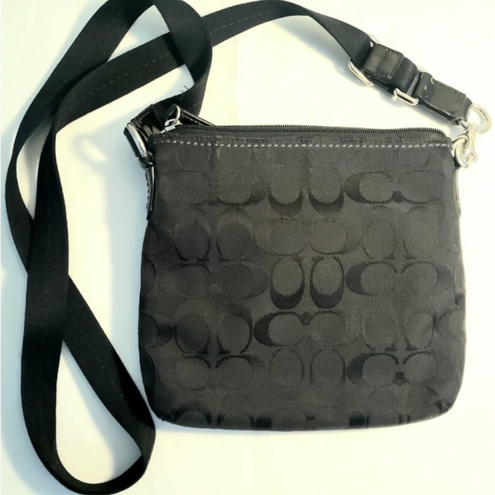 Coach Black Signature Fabric Patent Leather Turn-Key Crossbody Purse Bag - Picture 6 of 7